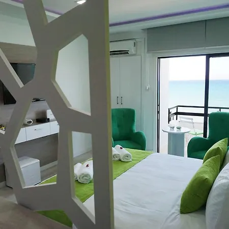 Lazuli Sea View-beachfront Ap 405 Apartmán *