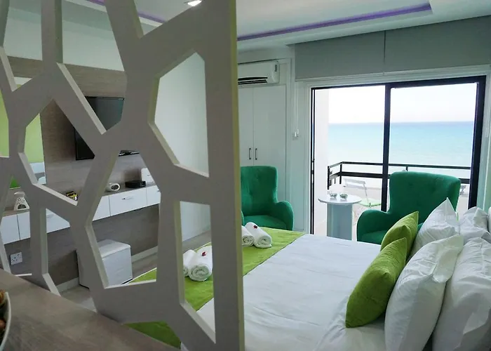 Lazuli Sea View-beachfront Ap 405 Apartamento *