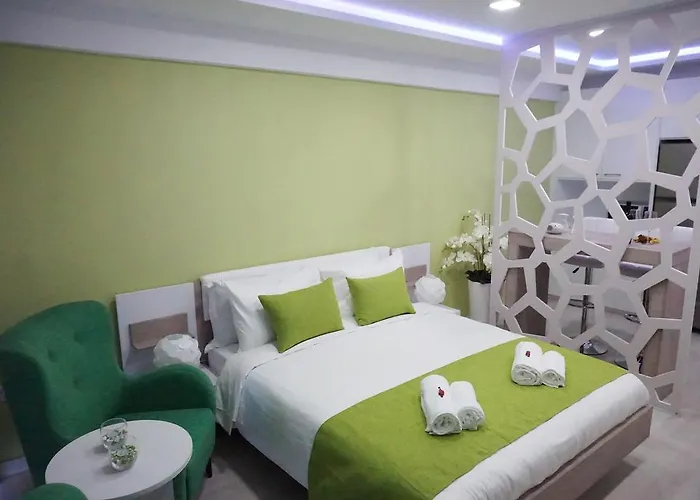 Lazuli Sea View-beachfront Ap 405 Lárnaca